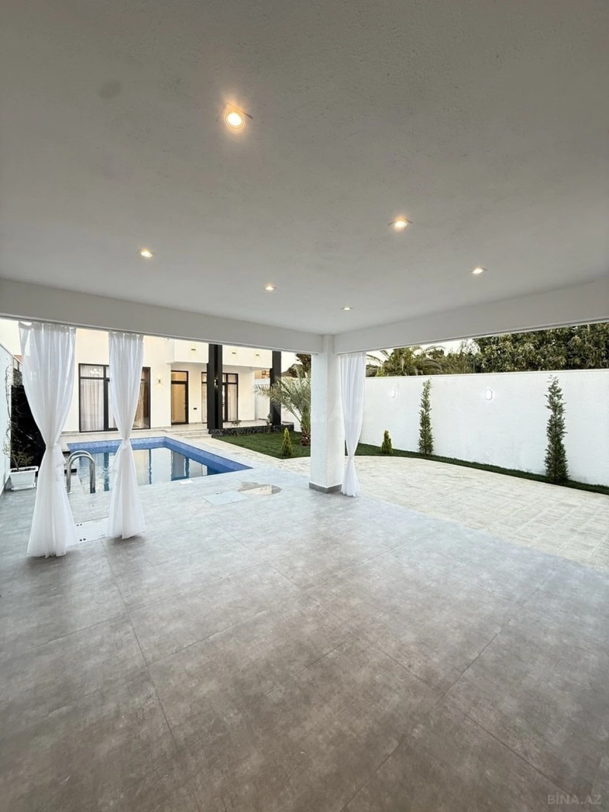 Satılır 4 otaqlı həyət evi 130 m²