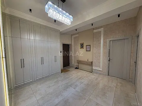 Kirayə verilir 3 otaqlı mənzil 140 m²