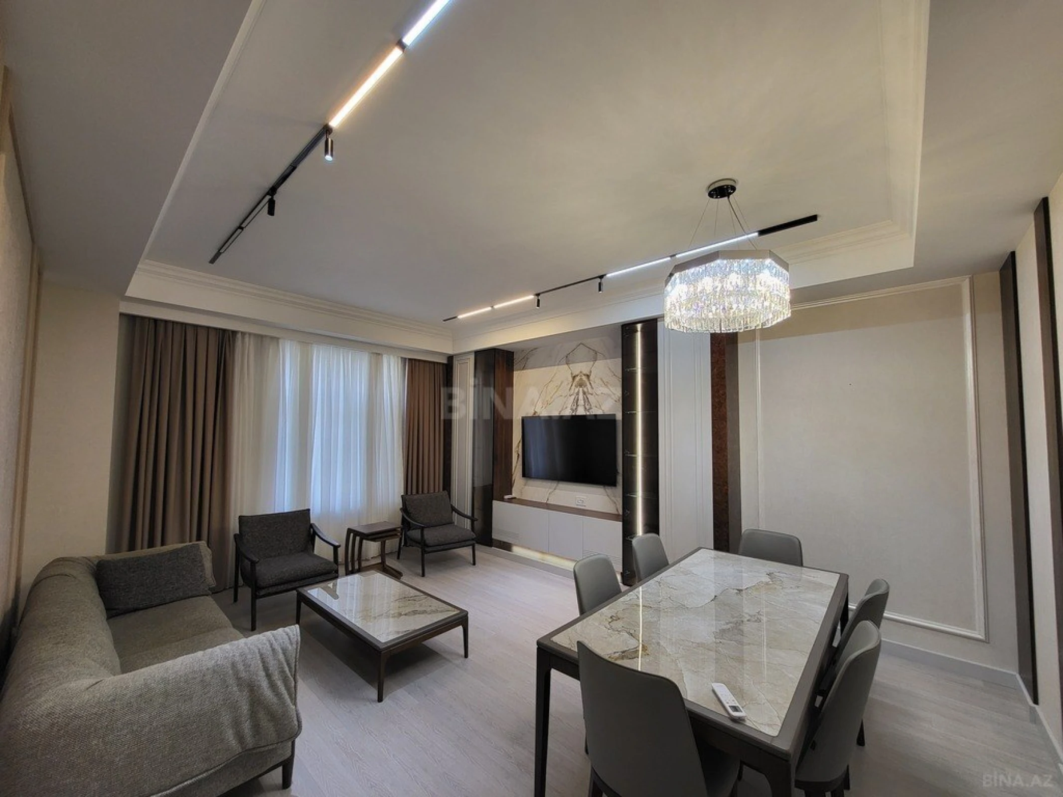 Kirayə verilir 3 otaqlı mənzil 140 m²