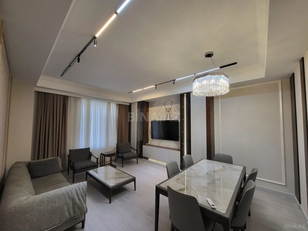 Kirayə verilir 3 otaqlı mənzil 140 m²