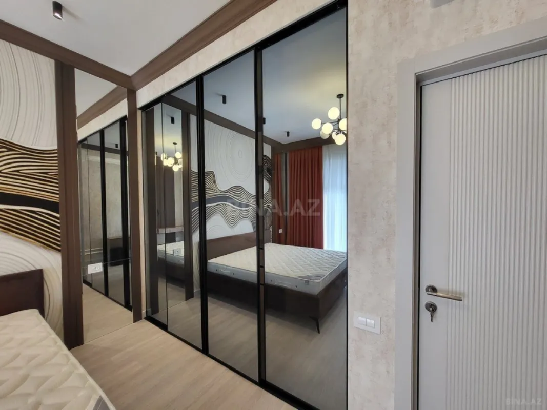 Kirayə verilir 3 otaqlı mənzil 140 m²