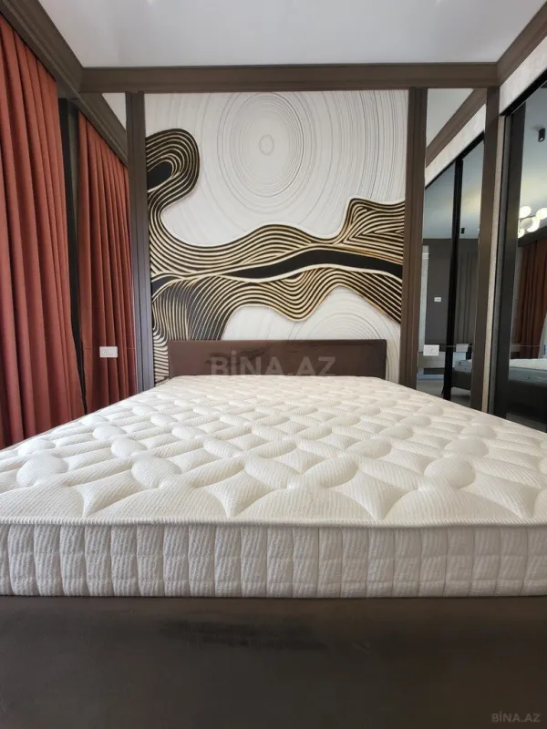 Kirayə verilir 3 otaqlı mənzil 140 m²