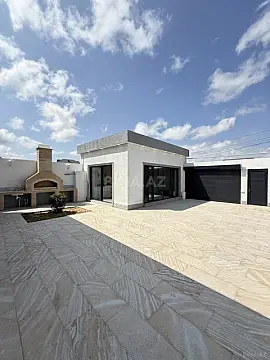 Satılır 4 otaqlı həyət evi 160 m²