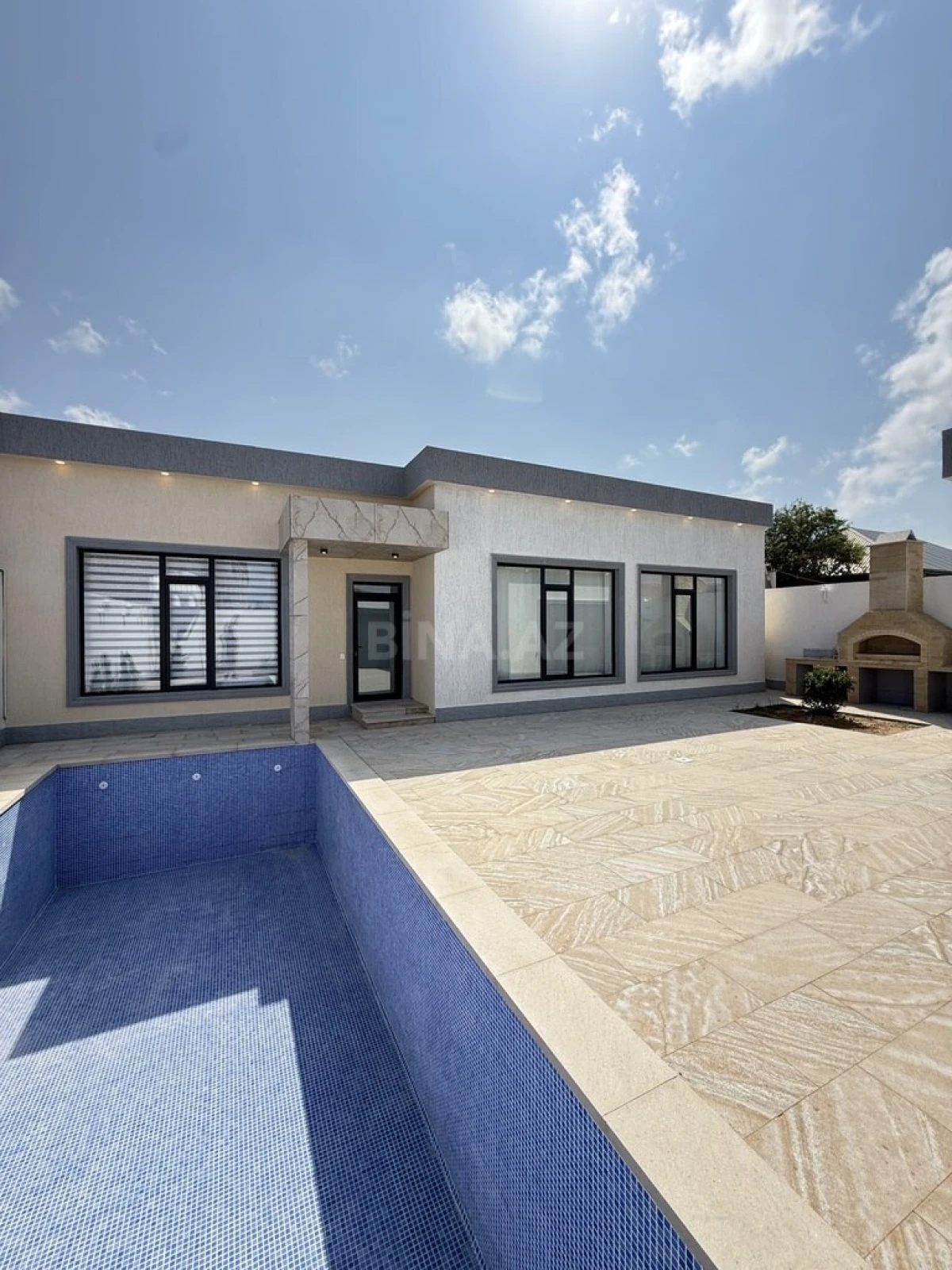 Satılır 4 otaqlı həyət evi 160 m²