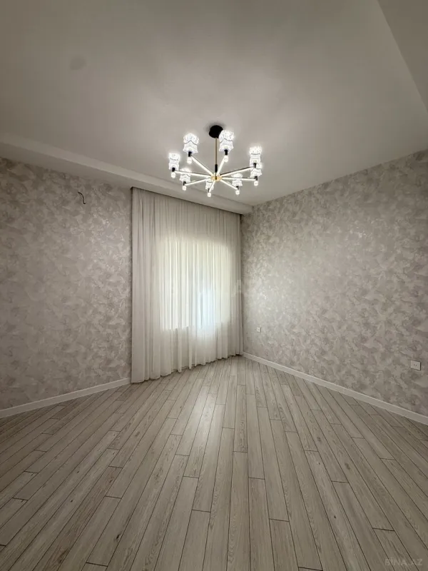 Satılır 4 otaqlı həyət evi 160 m²