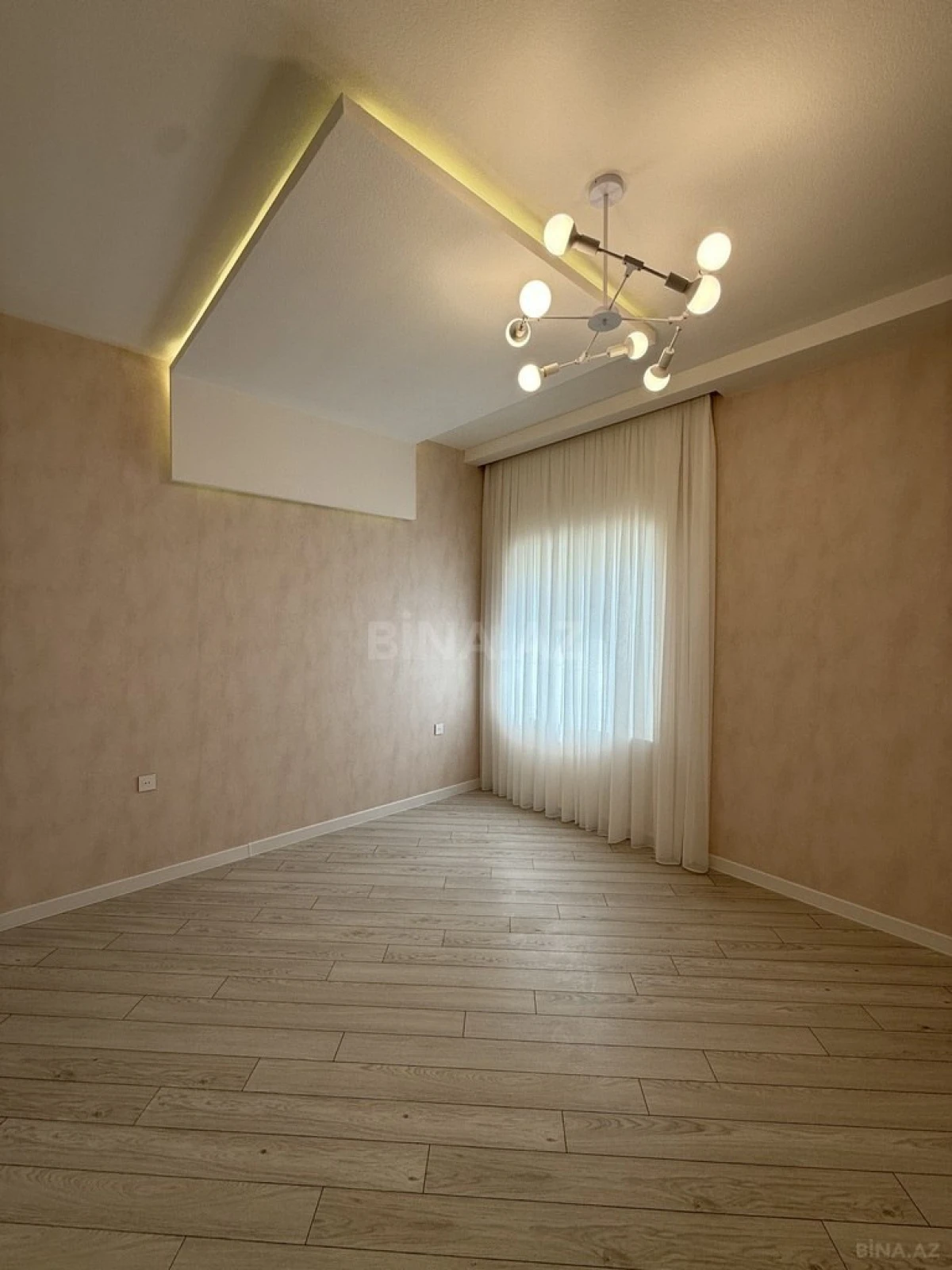 Satılır 4 otaqlı həyət evi 160 m²
