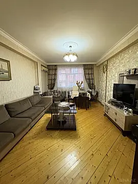 Satılır 3 otaqlı mənzil 110 m²