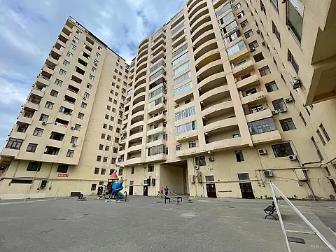 Kirayə verilir 2 otaqlı mənzil 91 m²