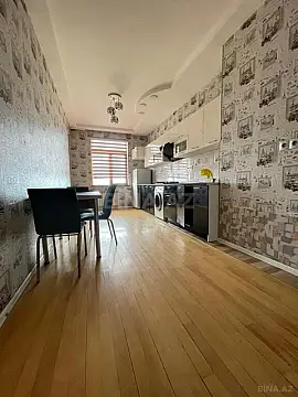 Kirayə verilir 2 otaqlı mənzil 91 m²