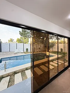 Satılır 6 otaqlı həyət evi 280 m²