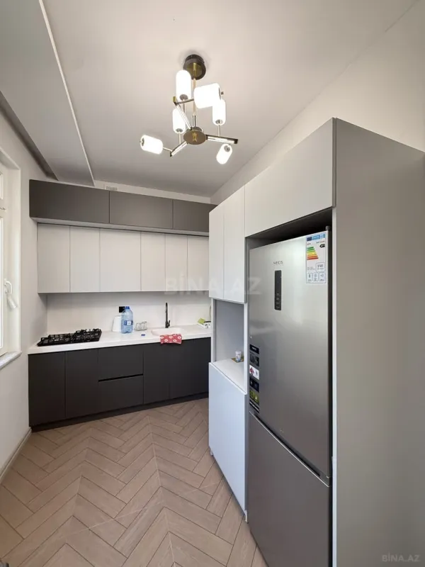 Satılır 6 otaqlı həyət evi 280 m²