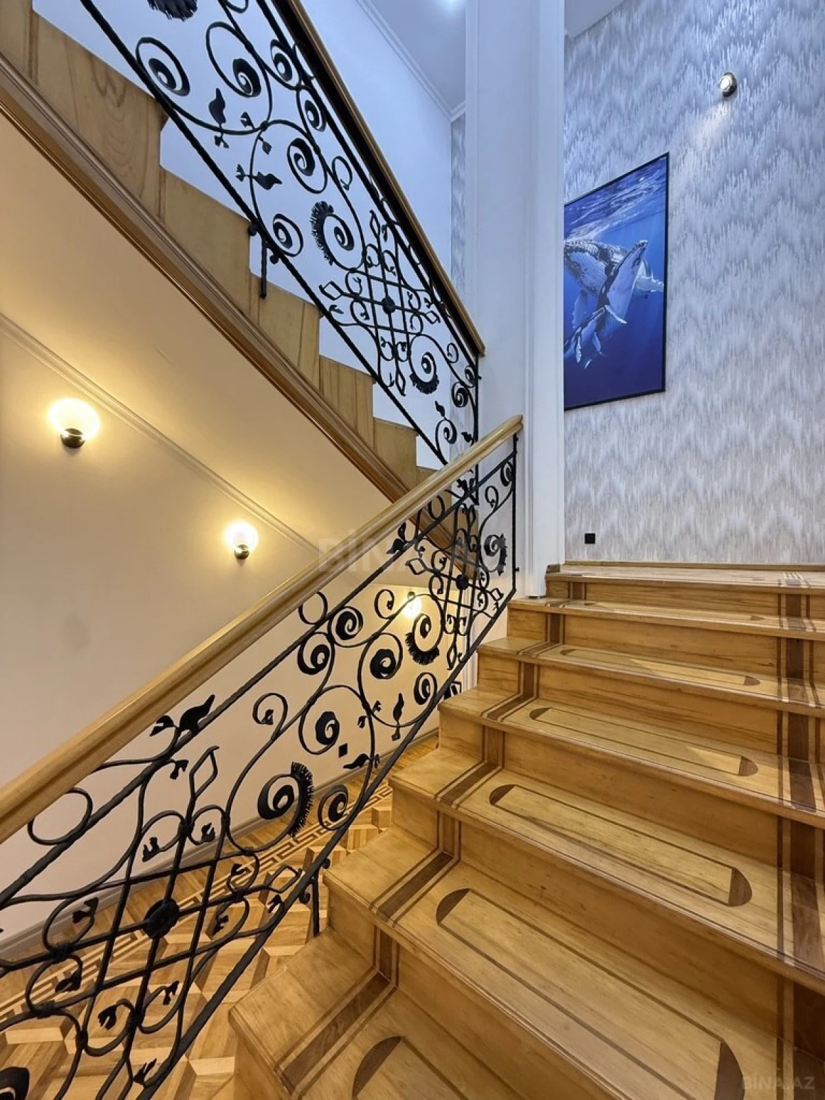 Satılır 6 otaqlı həyət evi 280 m²