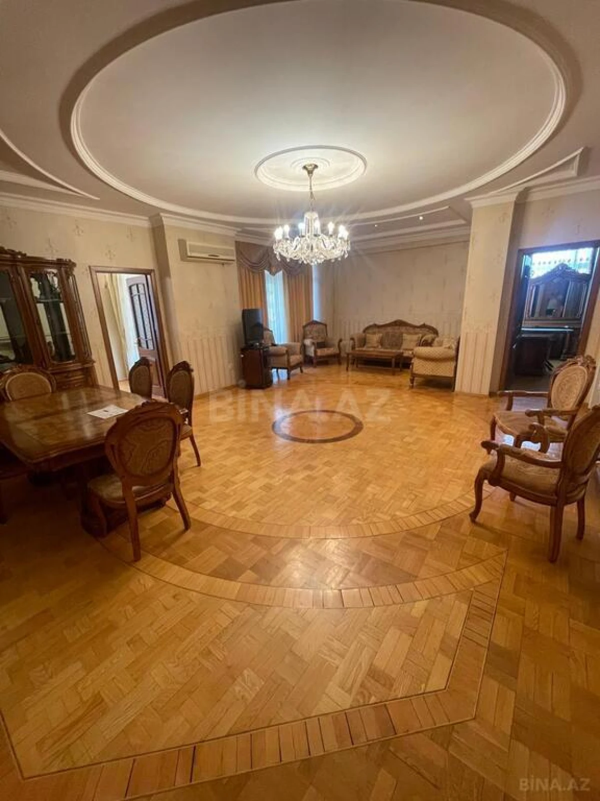 Satılır 3 otaqlı mənzil 120 m²