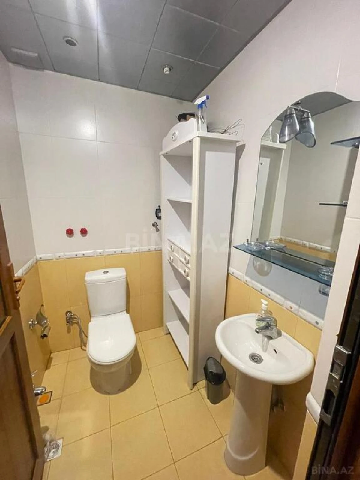 Satılır 3 otaqlı mənzil 120 m²