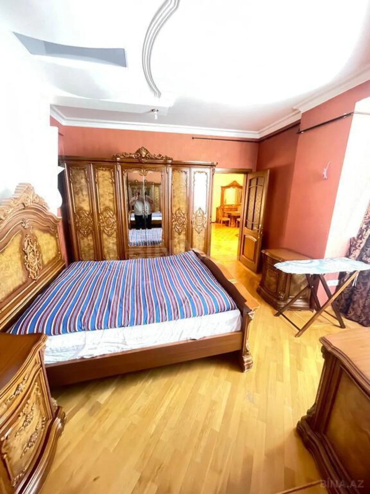 Satılır 3 otaqlı mənzil 120 m²