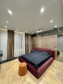 Satılır 3 otaqlı mənzil 148 m²