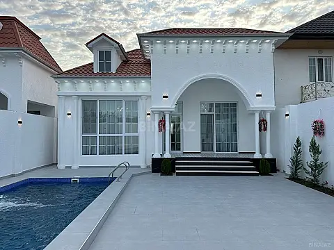 Satılır 4 otaqlı həyət evi 140 m²