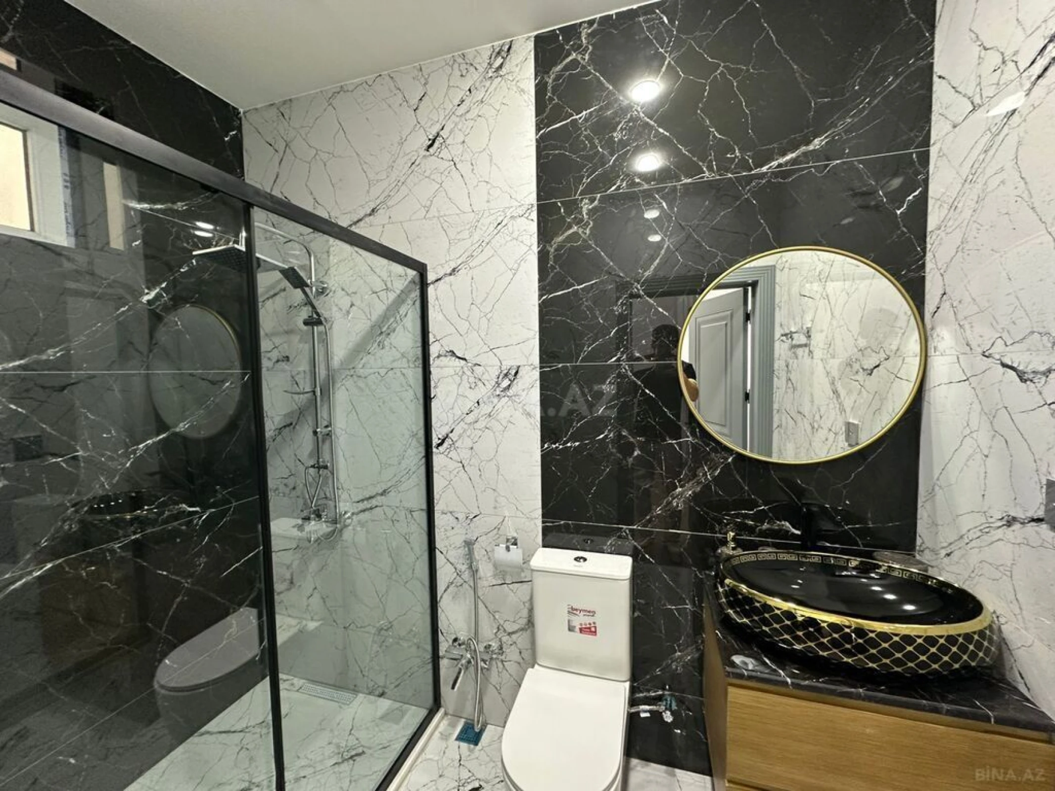 Satılır 4 otaqlı həyət evi 140 m²