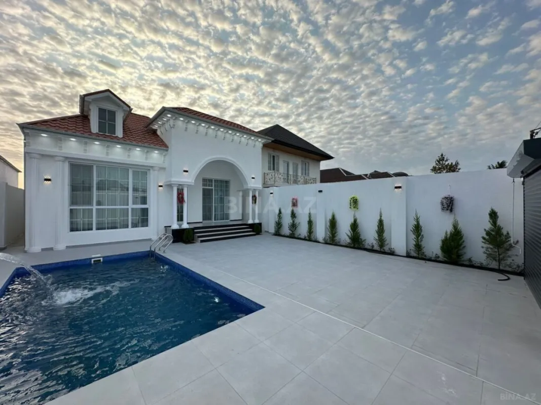 Satılır 4 otaqlı həyət evi 140 m²