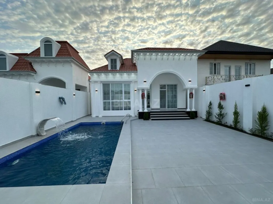 Satılır 4 otaqlı həyət evi 140 m²