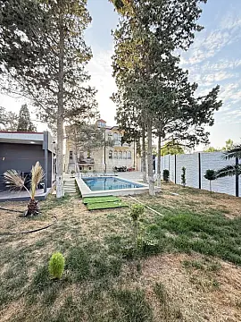 Satılır 6 otaqlı həyət evi 280 m²