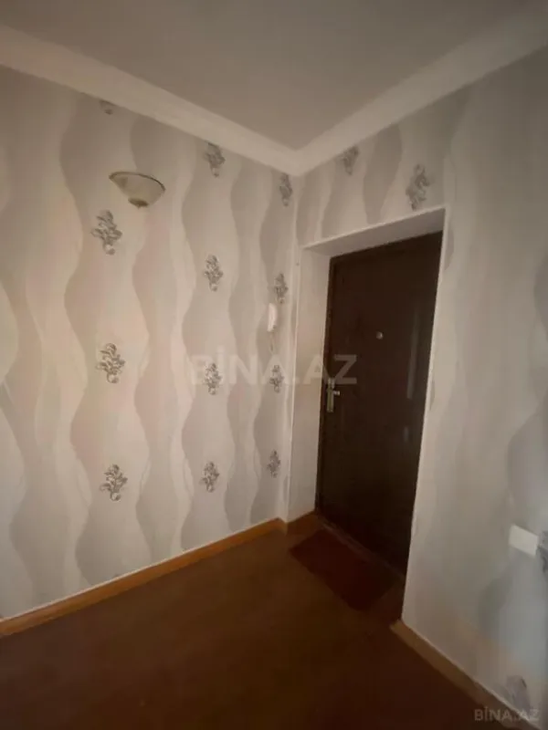 Satılır 2 otaqlı mənzil 104 m²