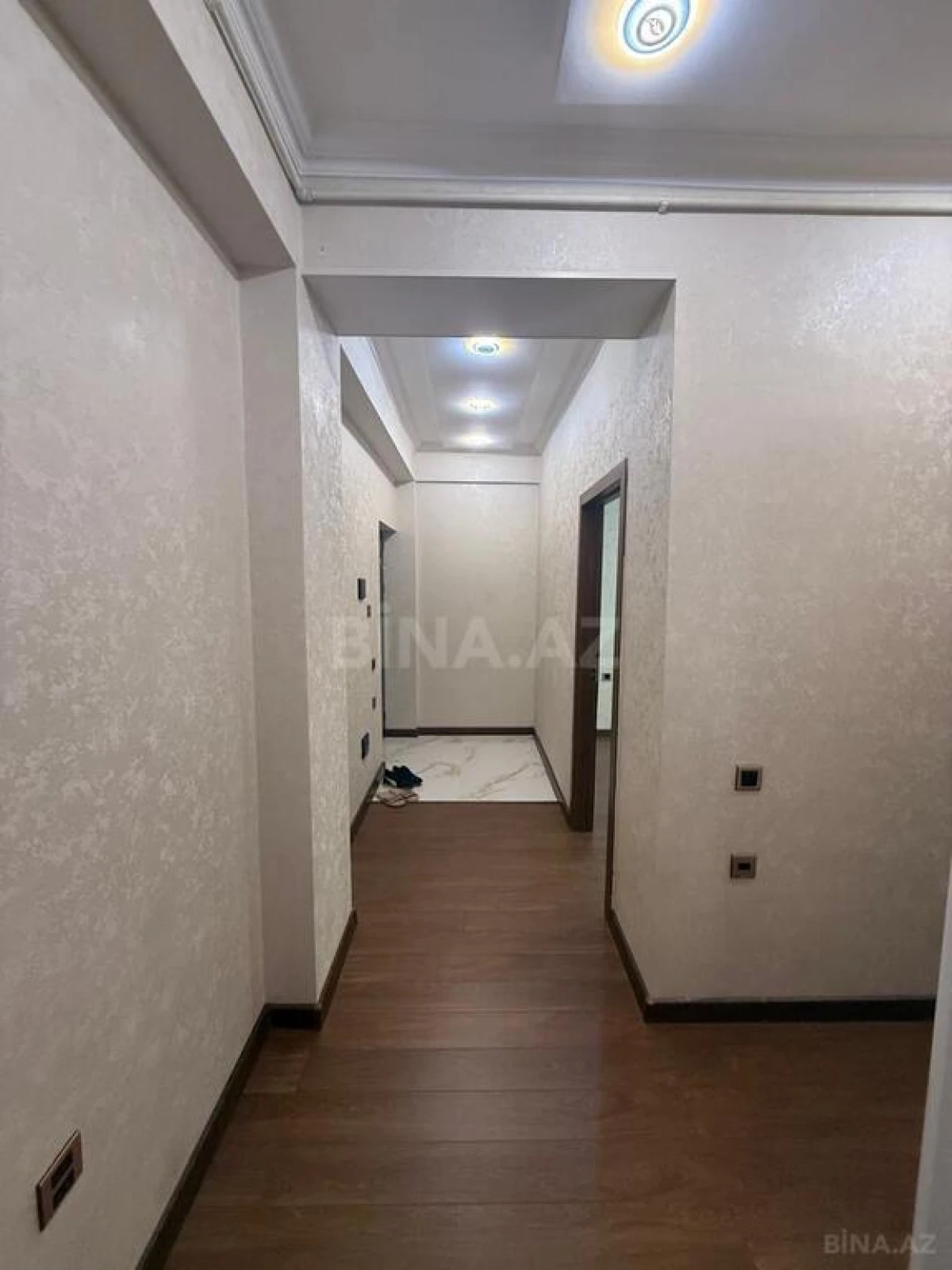 Satılır 2 otaqlı mənzil 55 m²