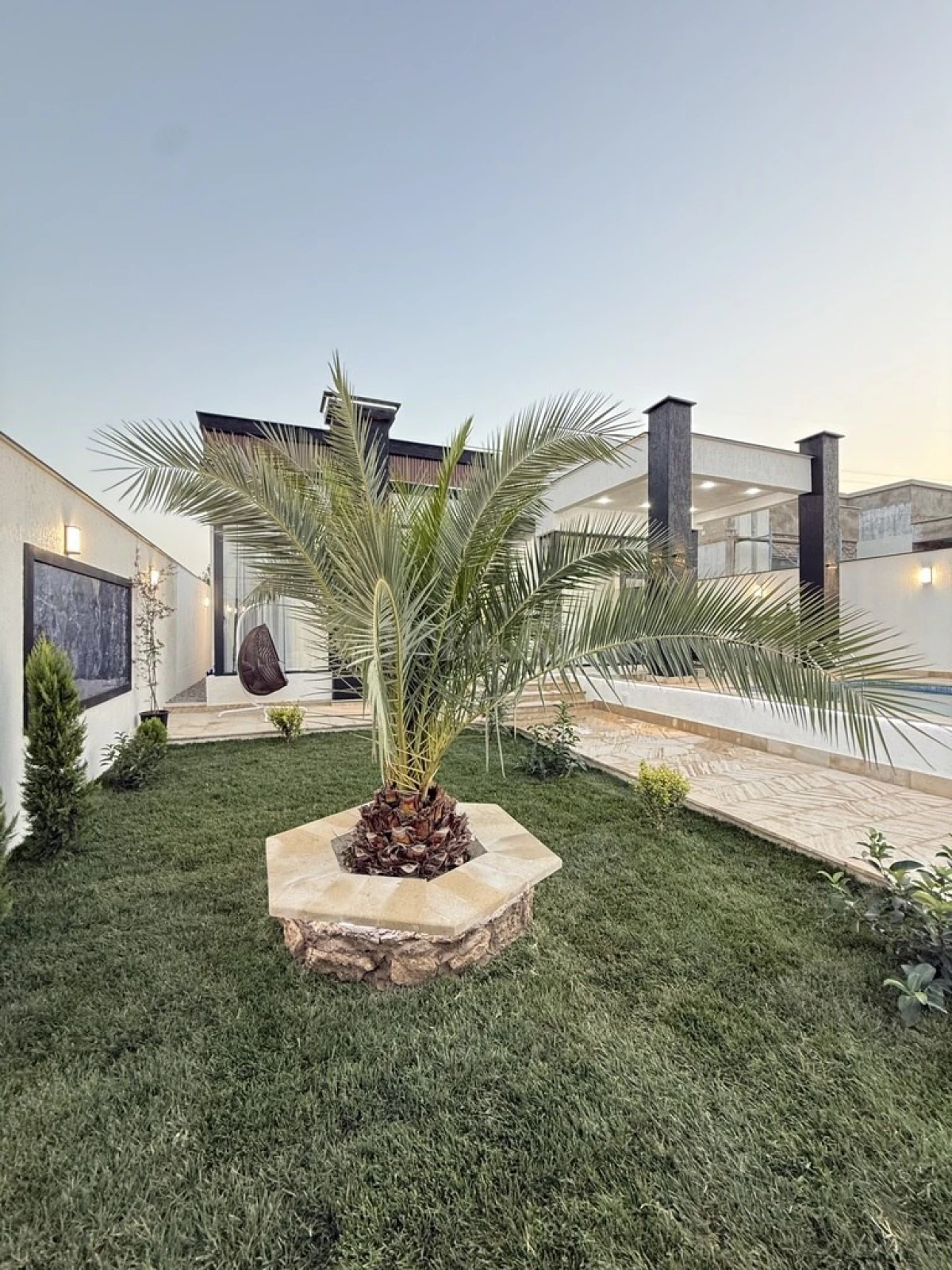 Satılır 4 otaqlı həyət evi 160 m²
