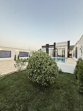 Satılır 4 otaqlı həyət evi 160 m²