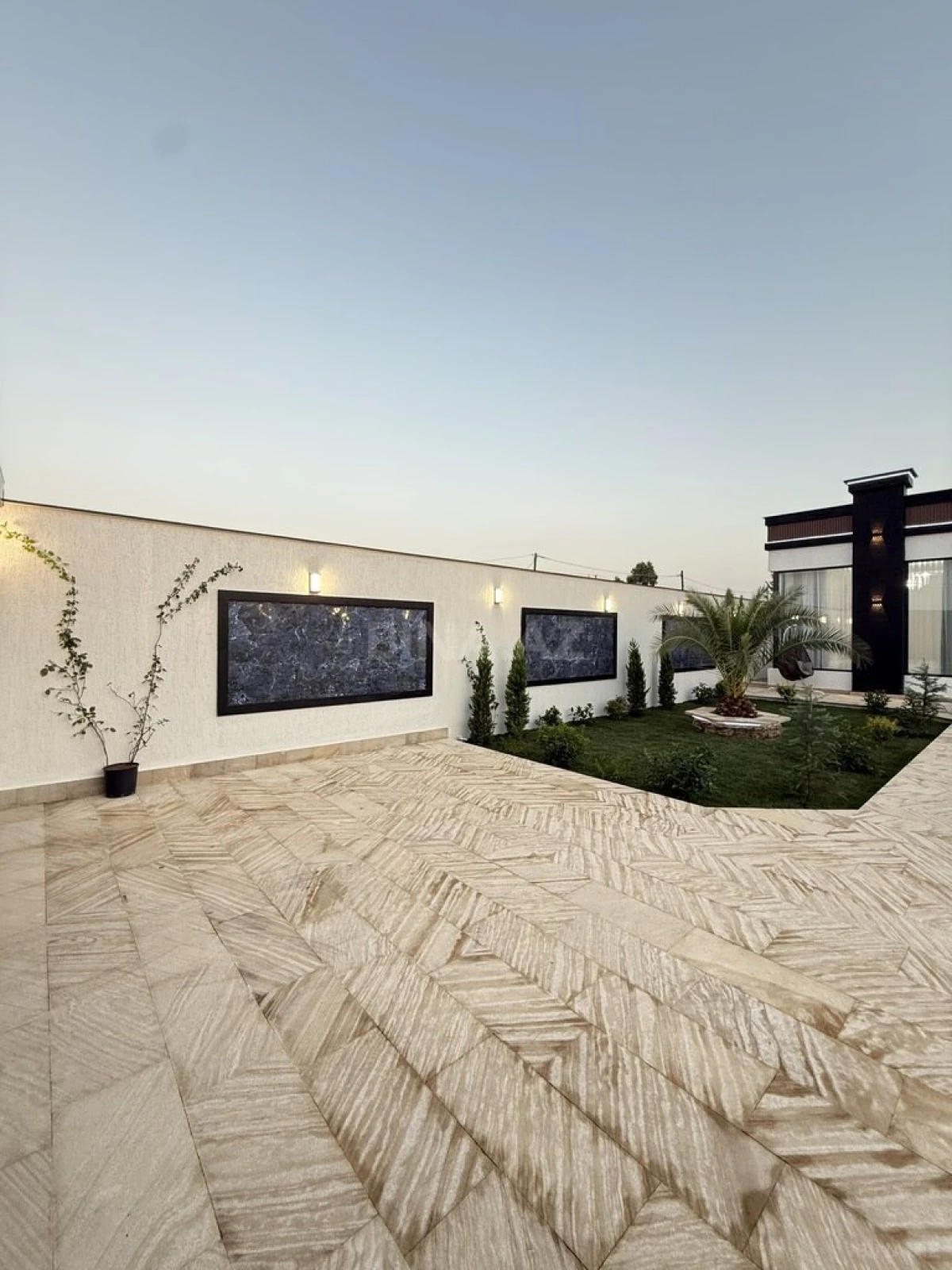 Satılır 4 otaqlı həyət evi 160 m²