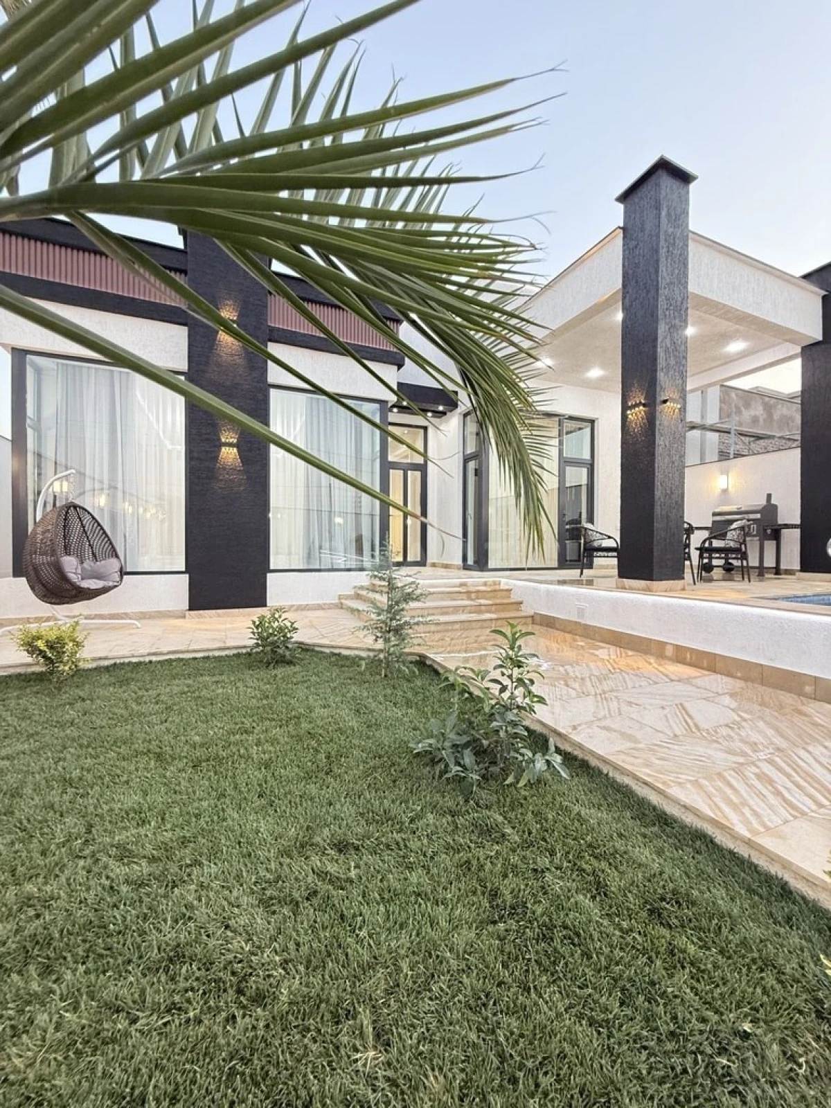 Satılır 4 otaqlı həyət evi 160 m²
