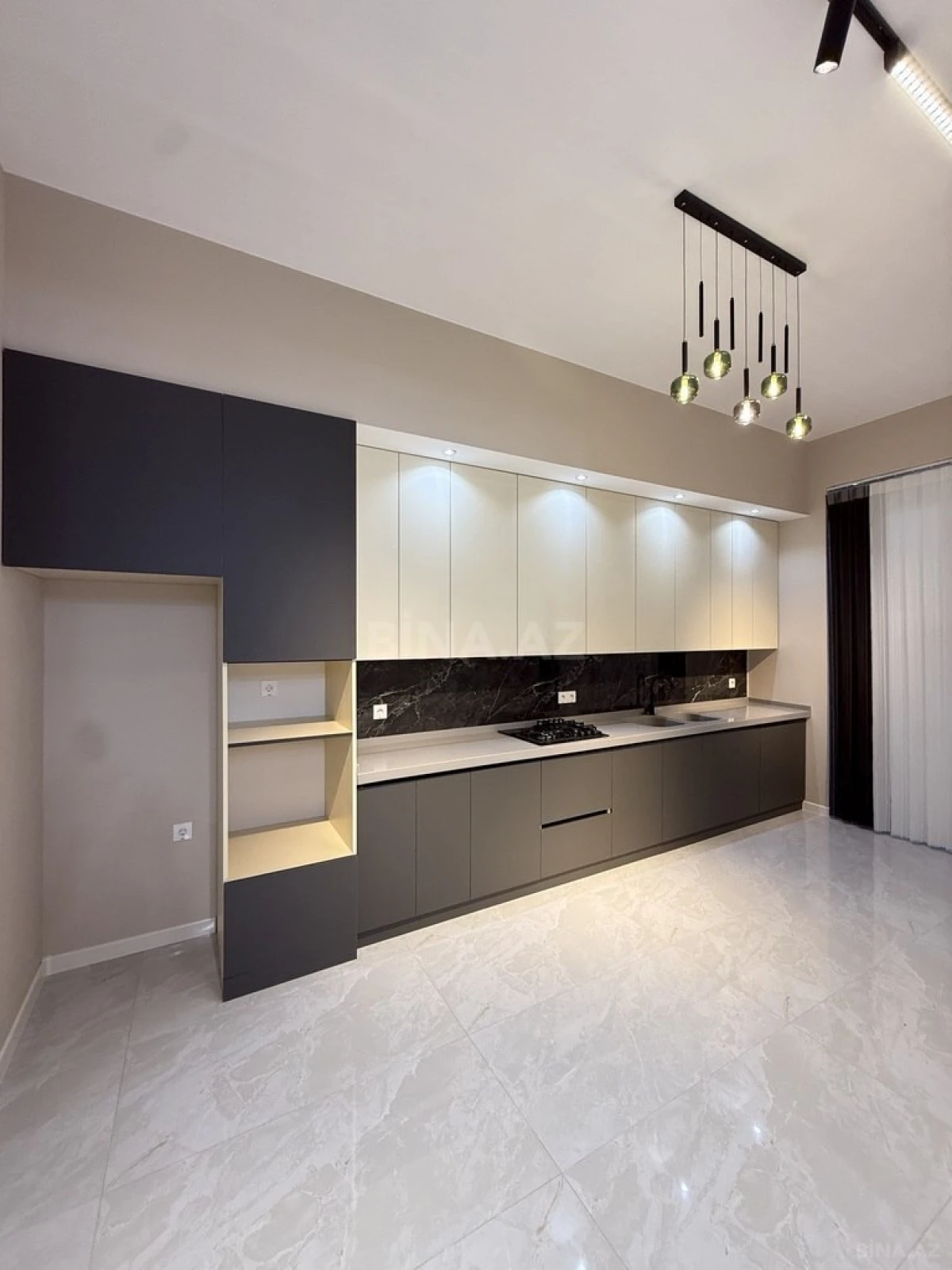 Satılır 4 otaqlı həyət evi 160 m²