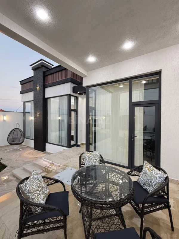 Satılır 4 otaqlı həyət evi 160 m²