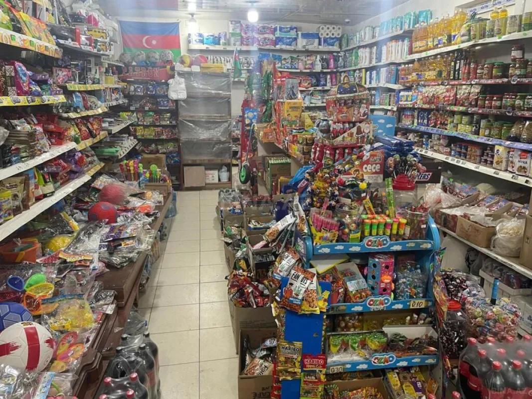 Satılır obyekt 62 m²