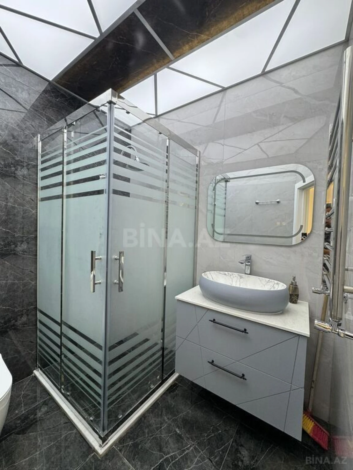 Satılır 3 otaqlı mənzil 100 m²