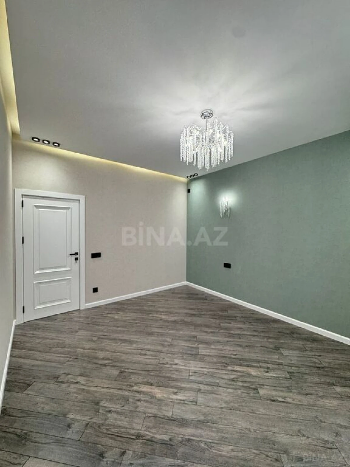 Satılır 3 otaqlı mənzil 100 m²