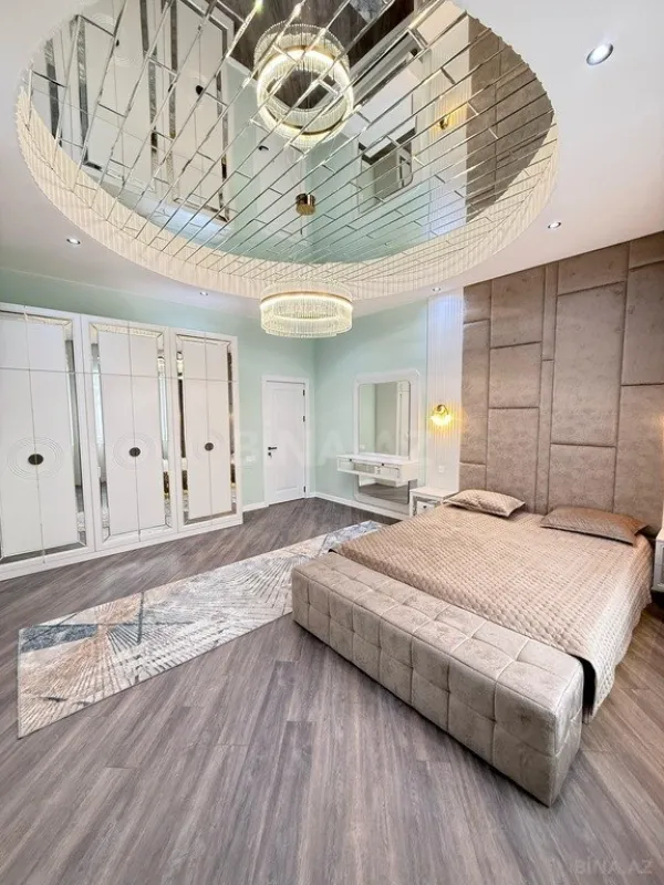 Satılır 5 otaqlı həyət evi 200 m²