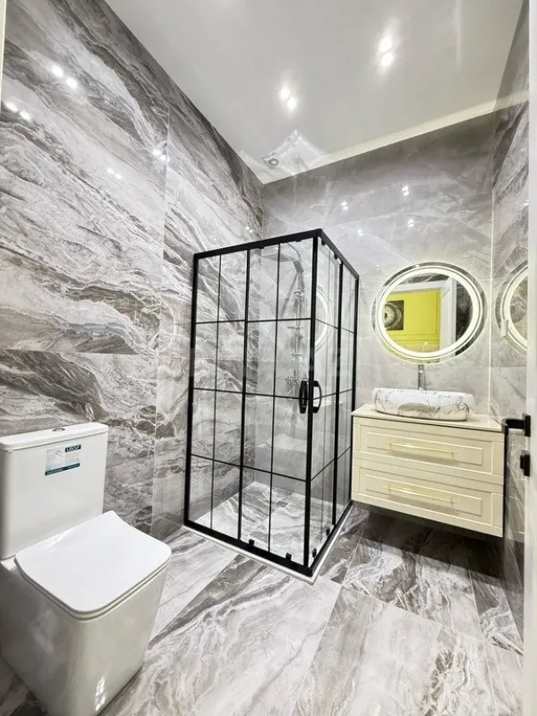 Satılır 5 otaqlı həyət evi 200 m²