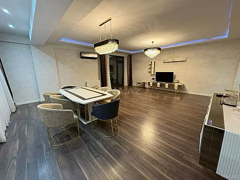 Satılır 4 otaqlı mənzil 147 m² — Bakı, Xətai 4 otaq 147.00 m²
