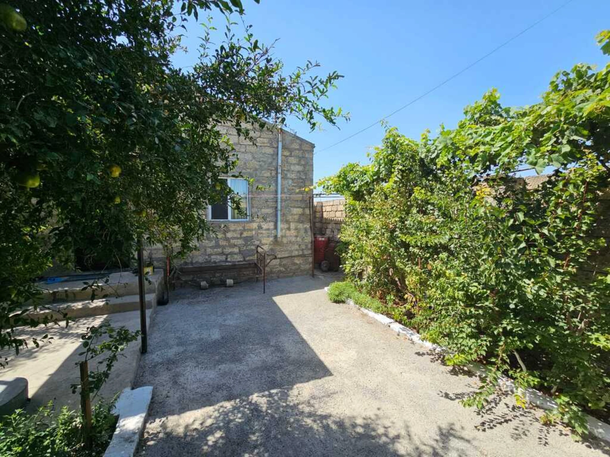 Satılır 3 otaqlı həyət evi 90 m²