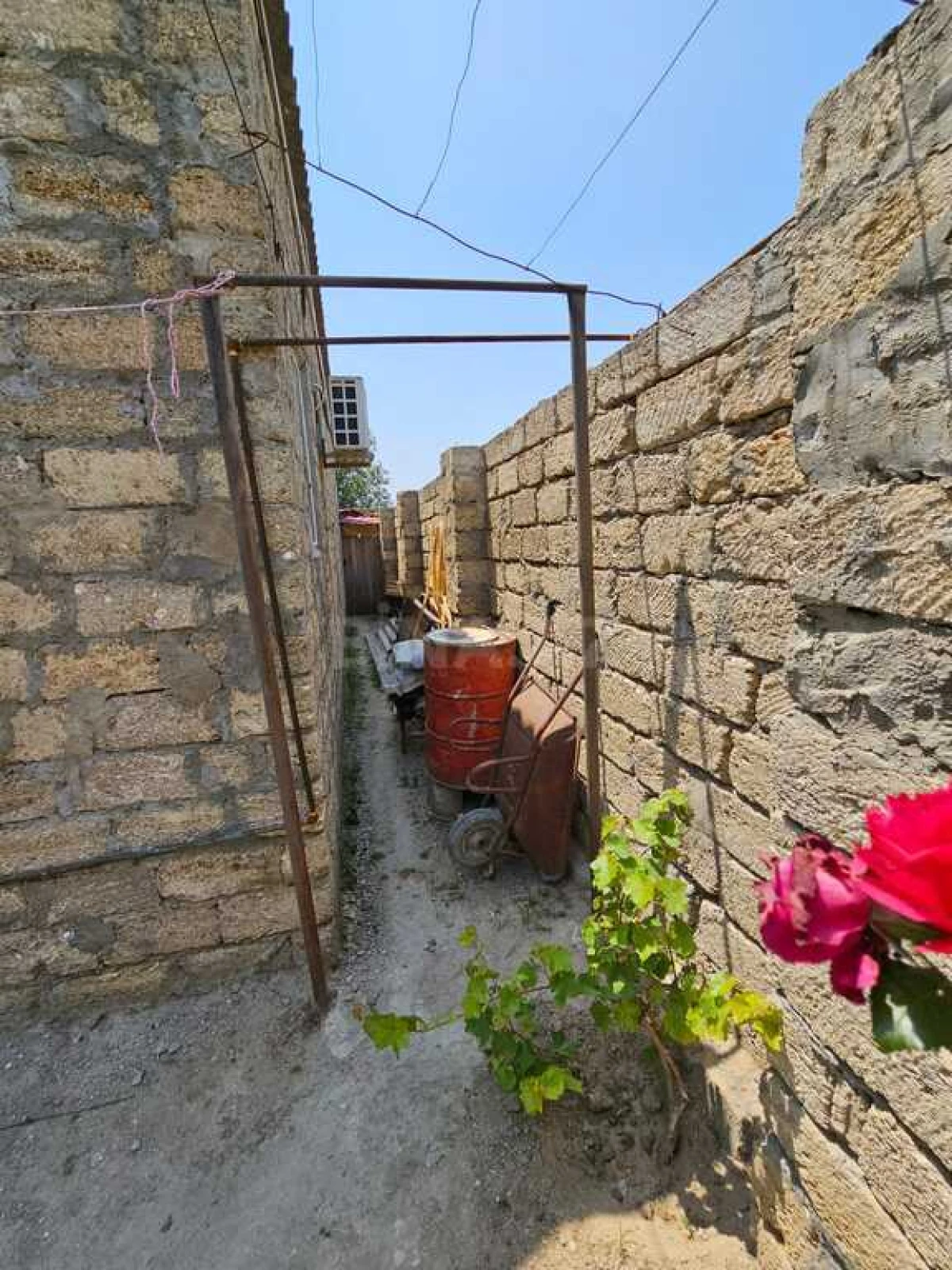 Satılır 3 otaqlı həyət evi 90 m²