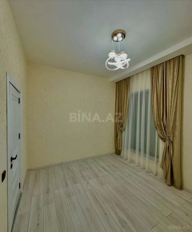 Satılır 4 otaqlı həyət evi 160 m²