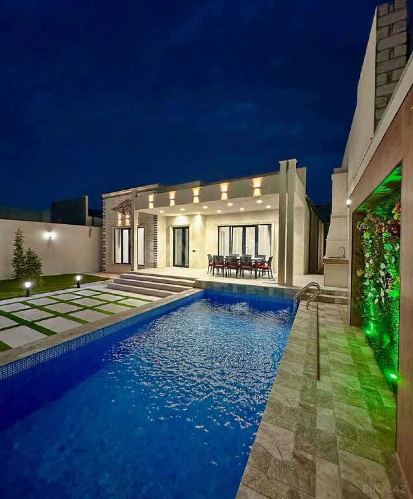 Satılır 4 otaqlı həyət evi 160 m²