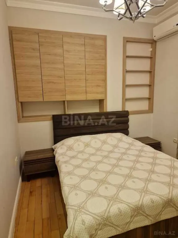 Kirayə verilir 3 otaqlı mənzil 150 m²