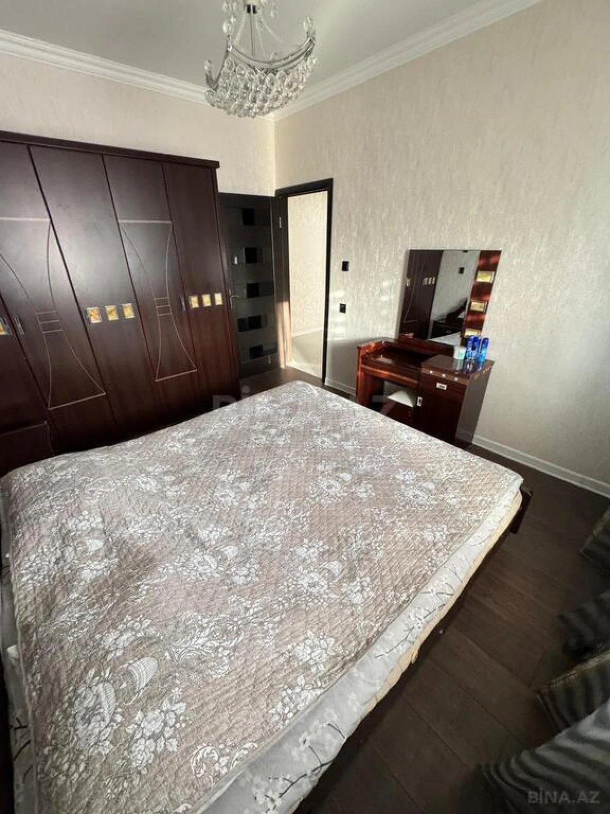 Satılır 3 otaqlı mənzil 70 m²