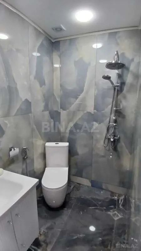 Satılır 4 otaqlı mənzil 178 m²
