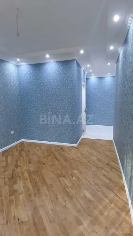 Satılır 4 otaqlı mənzil 178 m²