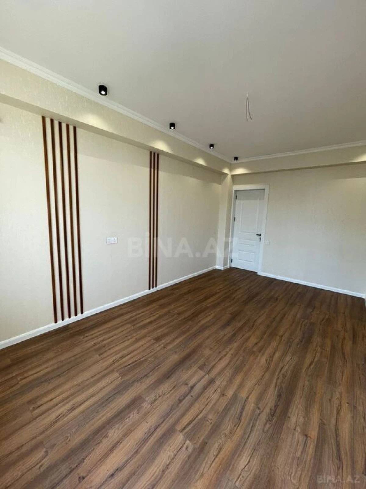 Satılır 2 otaqlı mənzil 57 m²