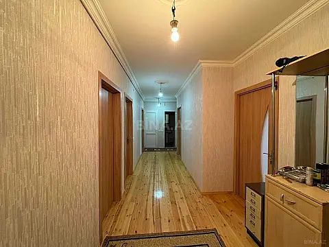 Satılır 5 otaqlı mənzil 120 m² — Bakı, M.Ə.Rəsulzadə qəs. 5 otaq 120.00 m²