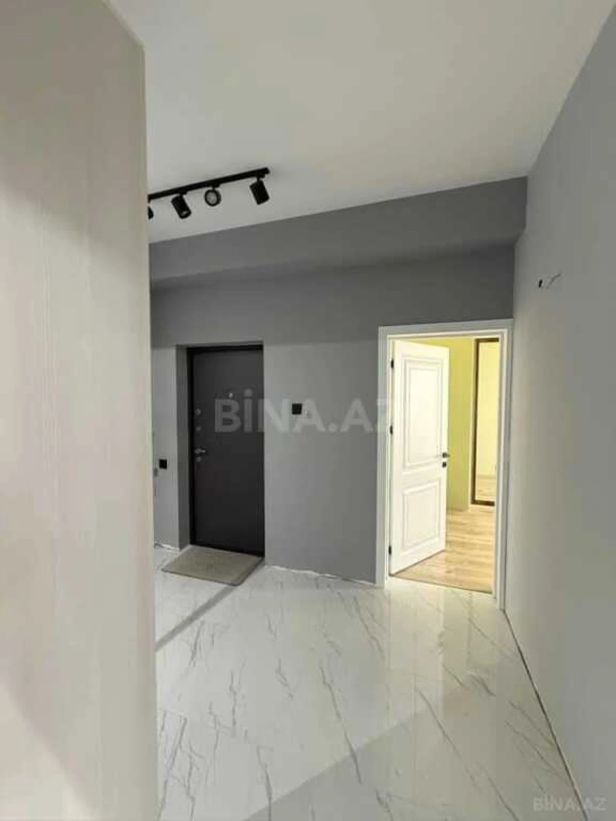 Satılır 3 otaqlı mənzil 75 m²